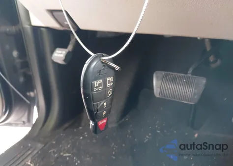 2014 Dodge Grand Caravan Sxt z USA, uszkodzony, nr VIN 2C4RDGCG6ER212542